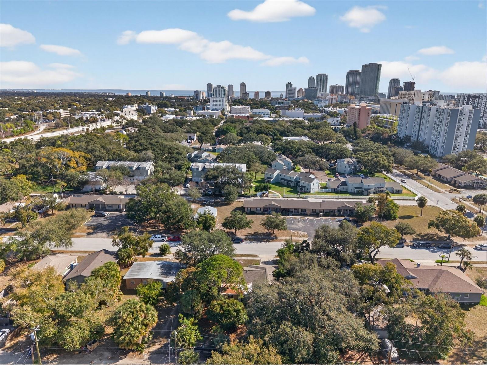 260 13th Street N Saint Petersburg FL 33705 TB8463122 image41