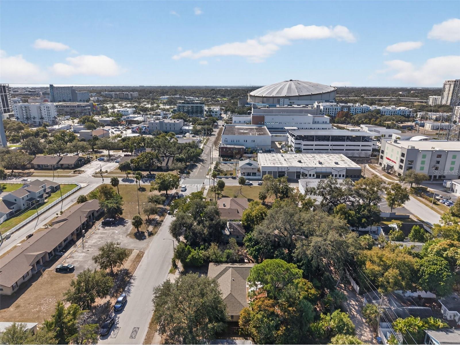 260 13th Street N Saint Petersburg FL 33705 TB8463122 image43