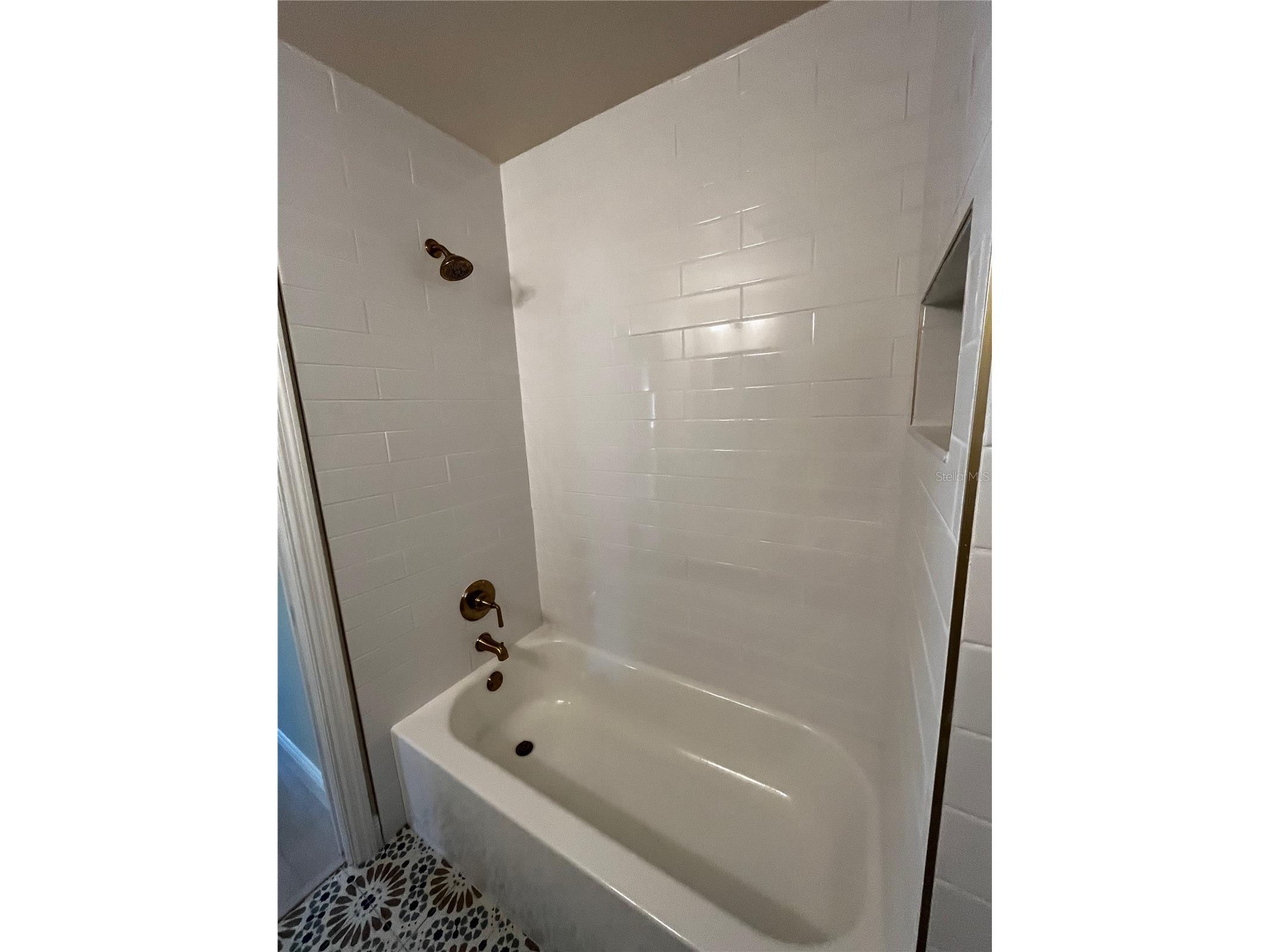 260 20th Avenue S Saint Petersburg FL 33705 TB8514661 image11