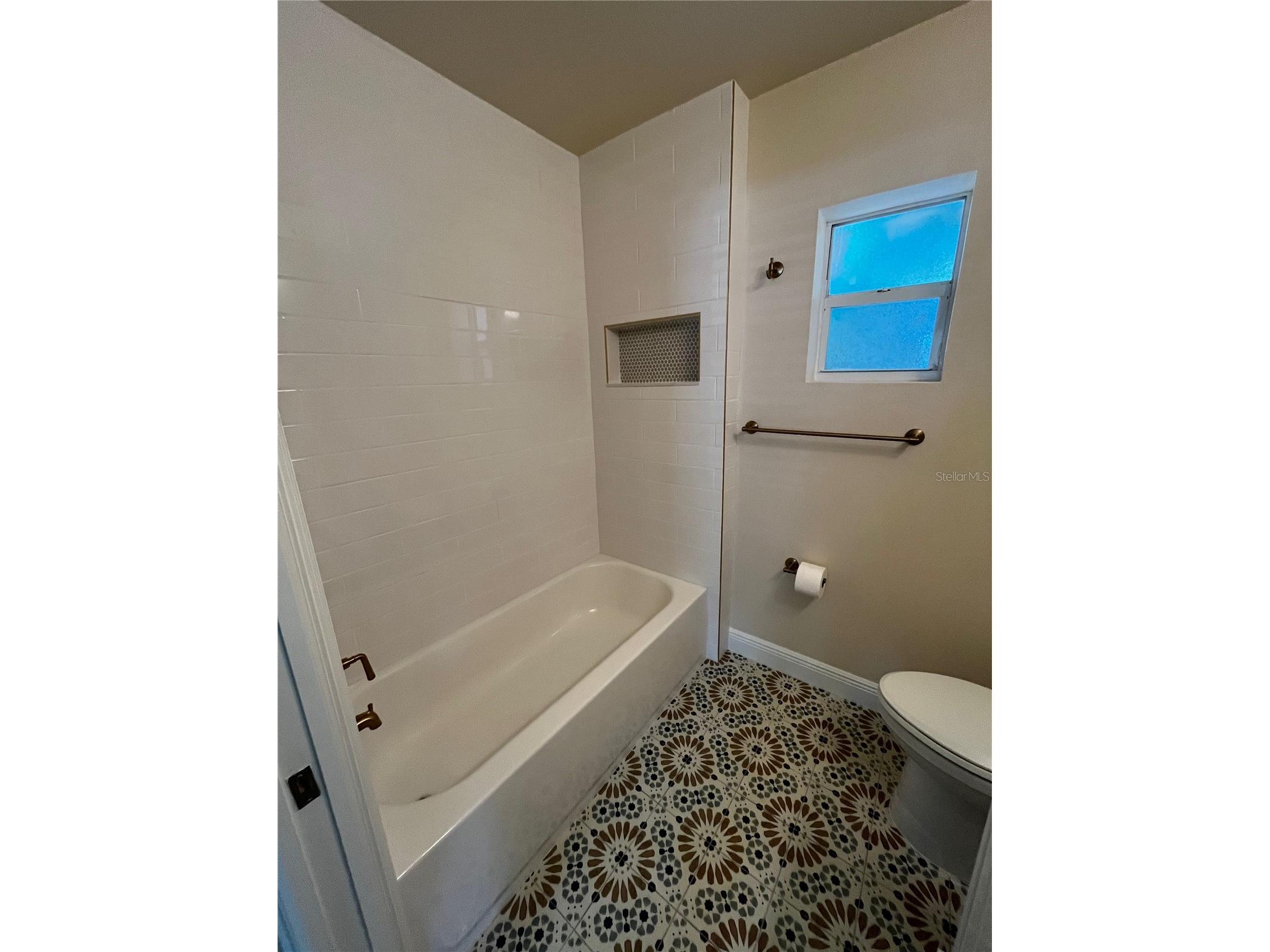 260 20th Avenue S Saint Petersburg FL 33705 TB8514661 image24