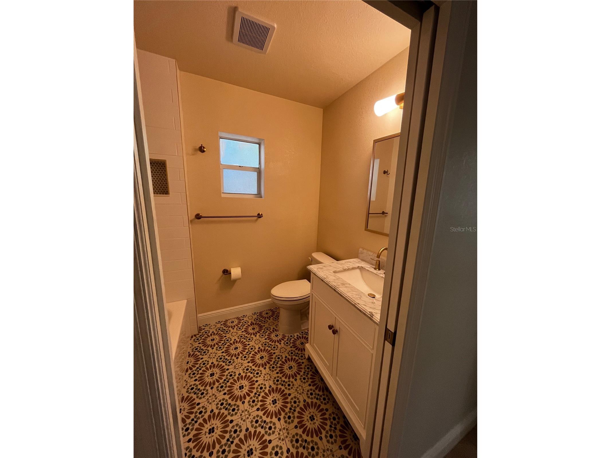 260 20th Avenue S Saint Petersburg FL 33705 TB8514661 image25
