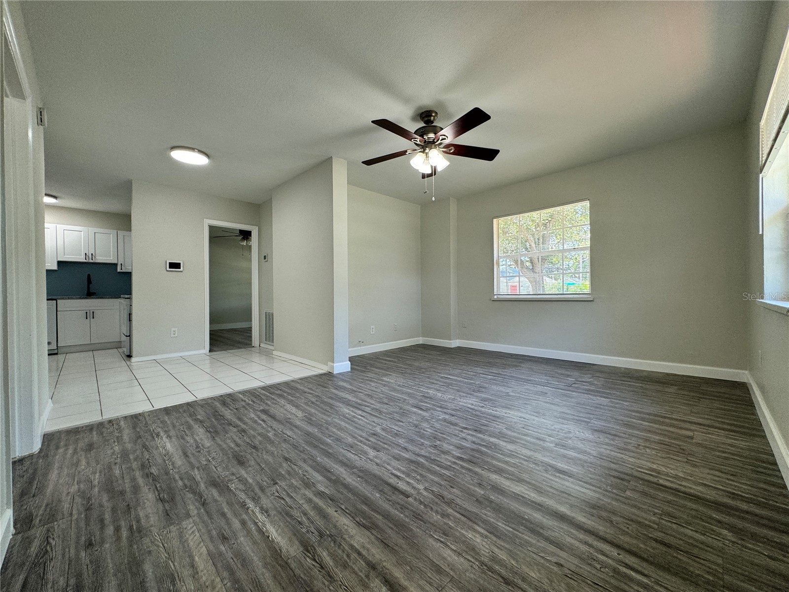 260 20th Avenue S Saint Petersburg FL 33705 TB8514661 image3