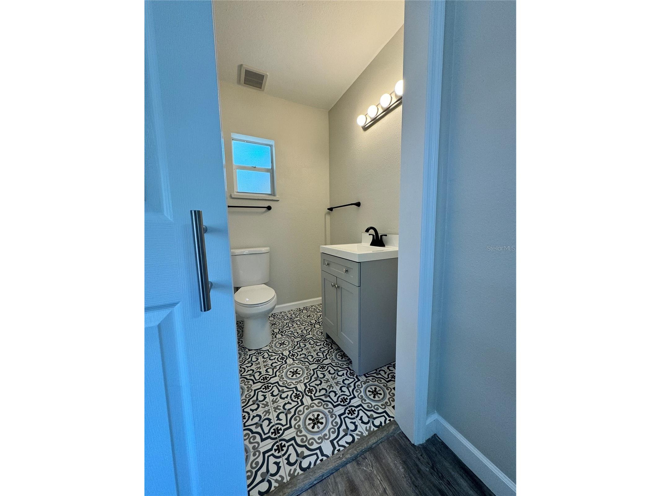 260 20th Avenue S Saint Petersburg FL 33705 TB8514661 image36