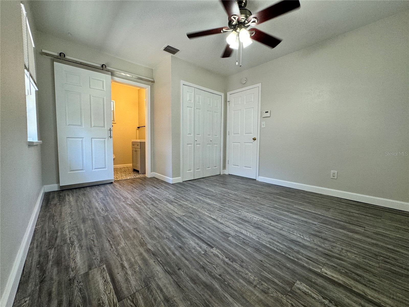 260 20th Avenue S Saint Petersburg FL 33705 TB8514661 image4
