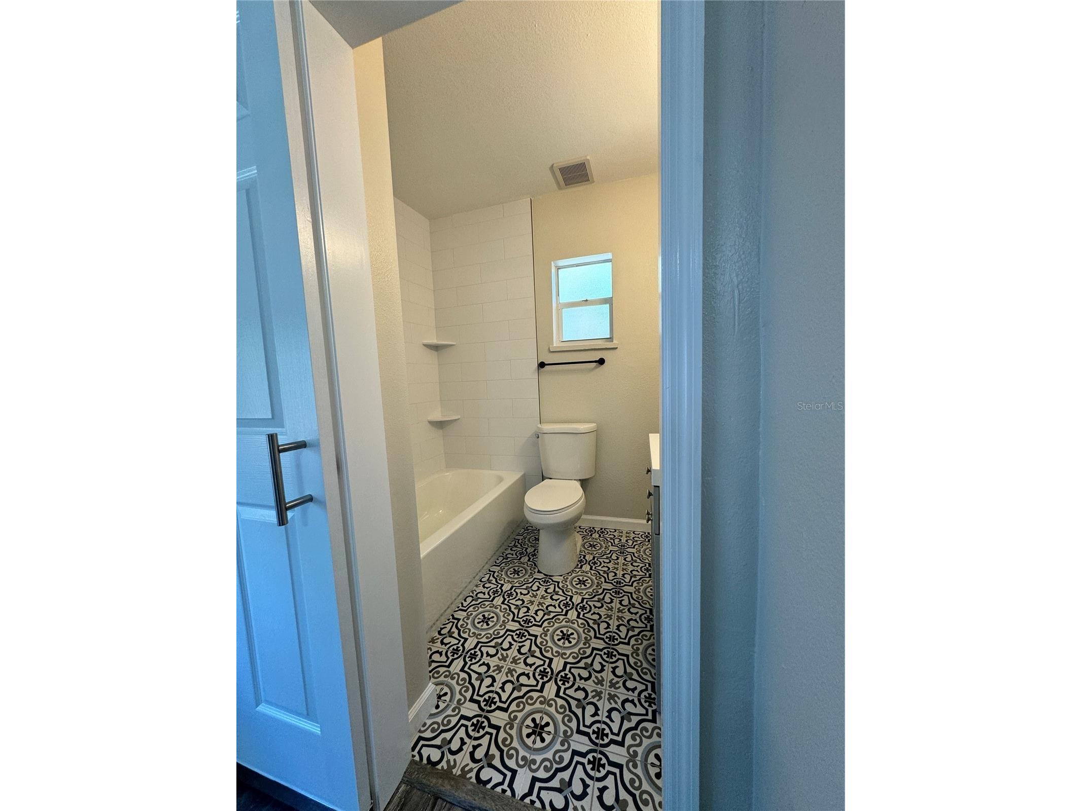 260 20th Avenue S Saint Petersburg FL 33705 TB8514661 image6