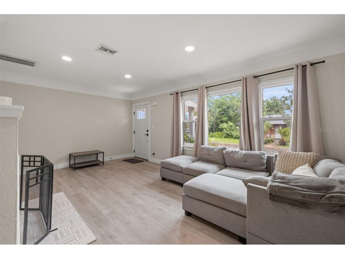 260 46th Street N Saint Petersburg FL 33713 TB8410407 image7