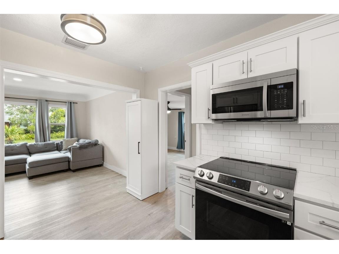 260 46th Street N Saint Petersburg FL 33713 TB8410407 image9