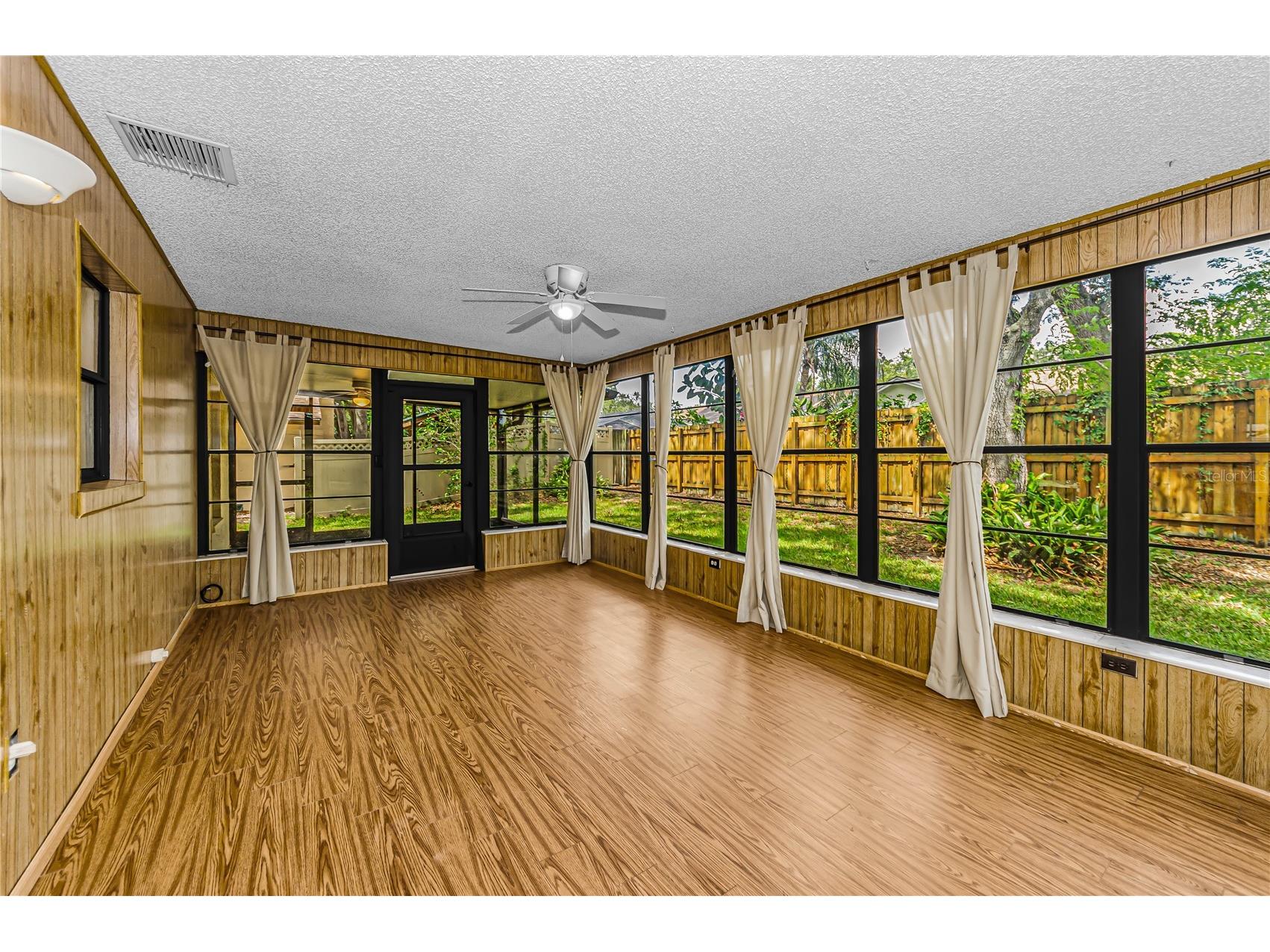260 Arbor Glen Drive Palm Harbor FL 34683 TB8529262 image23