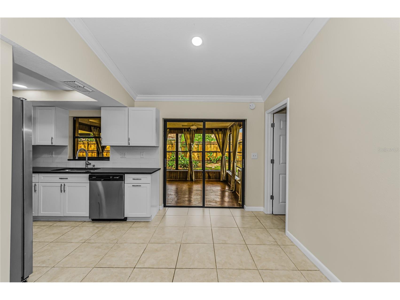 260 Arbor Glen Drive Palm Harbor FL 34683 TB8529262 image9