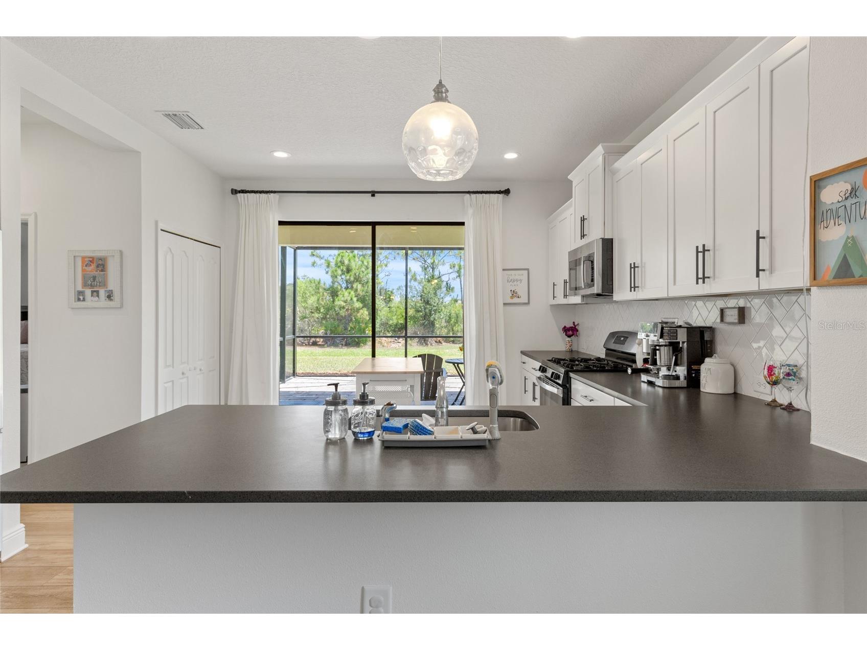 260 Brienza Loop Nokomis FL 34275 A4696382 image16