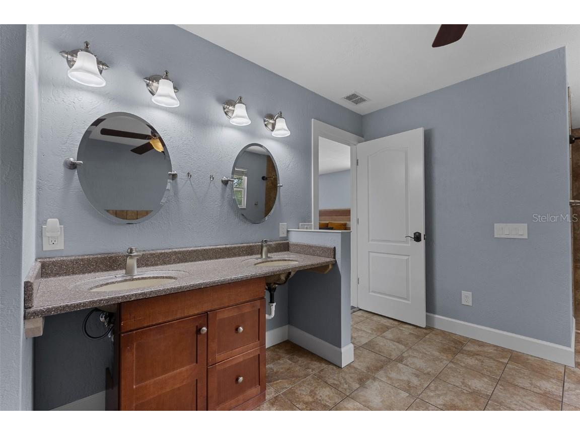 260 Country Circle Drive W Port Orange FL 32128 OM700861 image17