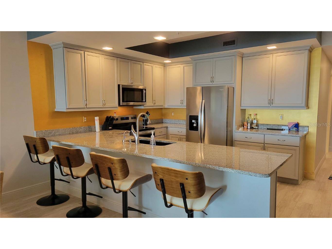 260 Hidden Bay Drive #504 Osprey FL 34229 - LITTLE SARASOTA BAY A4664275 image4