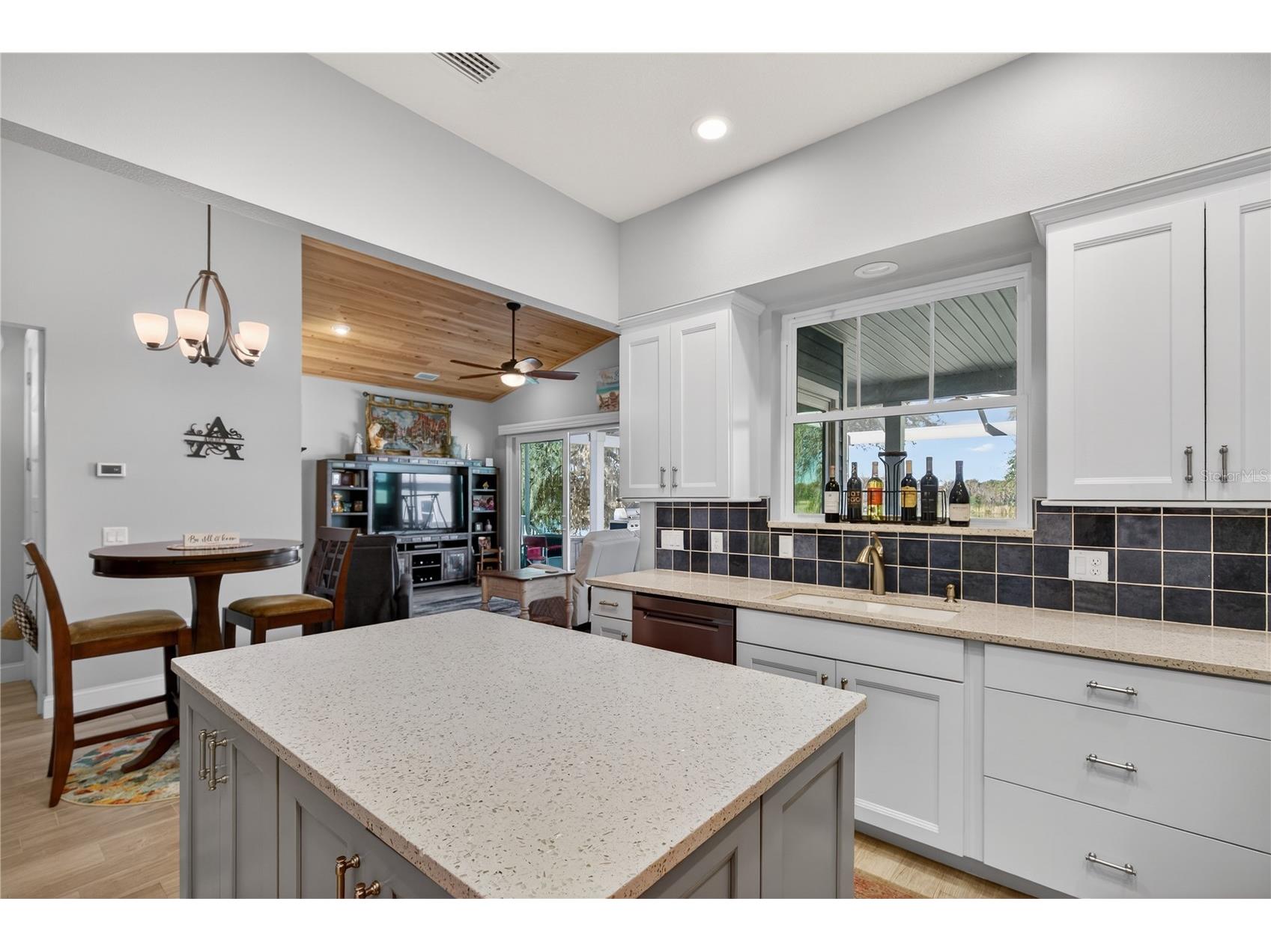 260 S Central Avenue Umatilla FL 32784 G5111095 image9