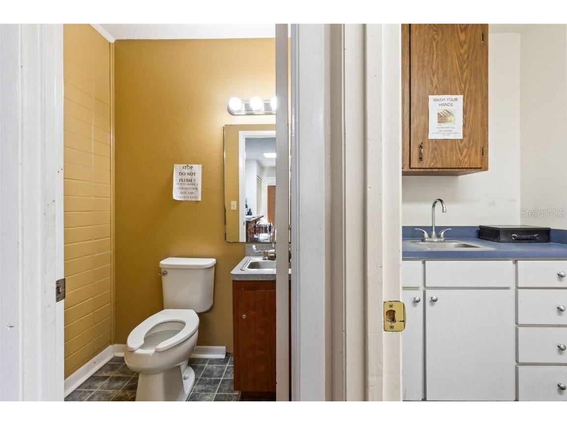 260 S Marion Avenue Lake City FL 32025 V4943351 image52