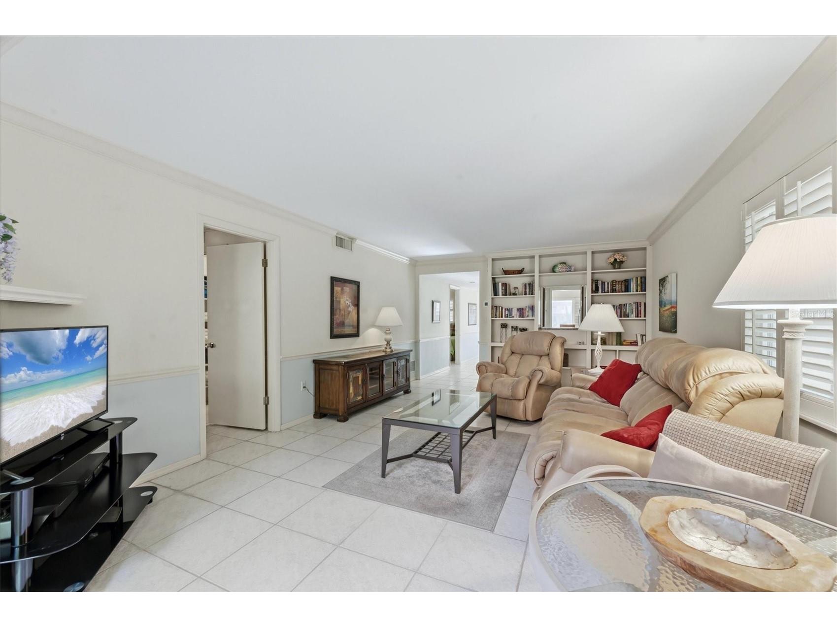 260 Santa Maria Street #105 Venice FL 34285 - ROBERTS BAY & ICW A4689292 image11