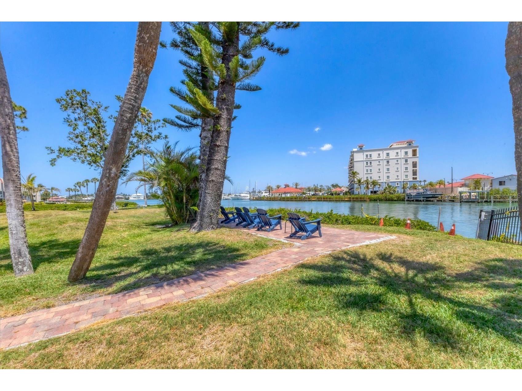 260 Santa Maria Street #105 Venice FL 34285 - ROBERTS BAY & ICW A4689292 image57