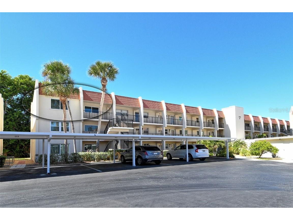 260 Santa Maria Street #305 Venice FL 34285 A4670188 image1