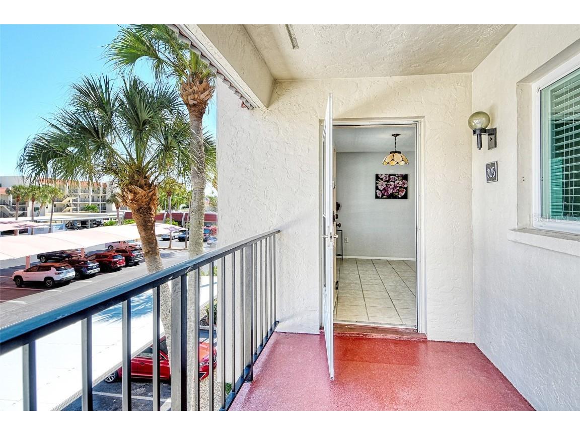 260 Santa Maria Street #305 Venice FL 34285 A4670188 image3