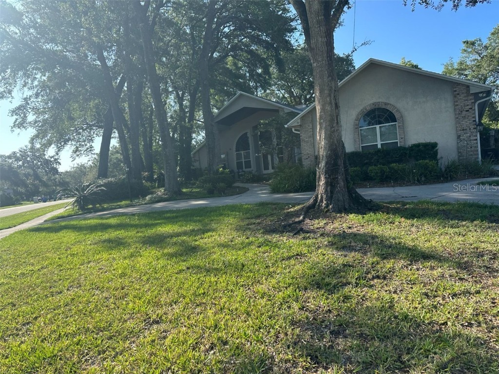 260 Shady Oaks Circle Lake Mary FL 32746 O6193179 image1