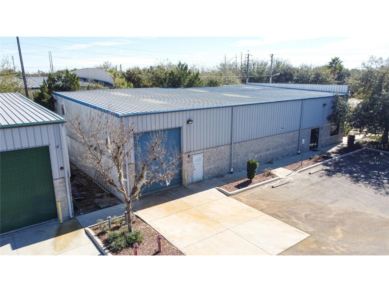 260 Springview Commerce Drive Debary FL 32713 O6155899 image1