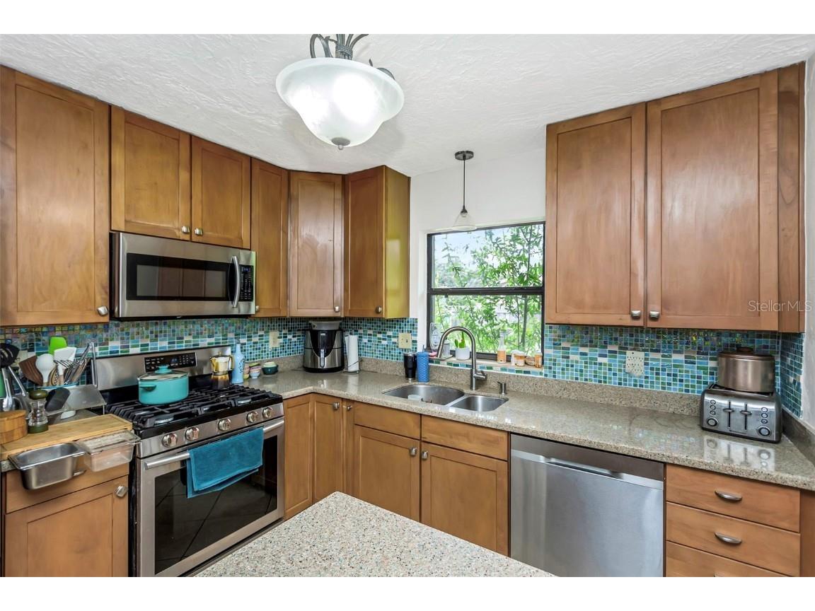 2600 56th Lane N Saint Petersburg FL 33710 TB8428849 image15