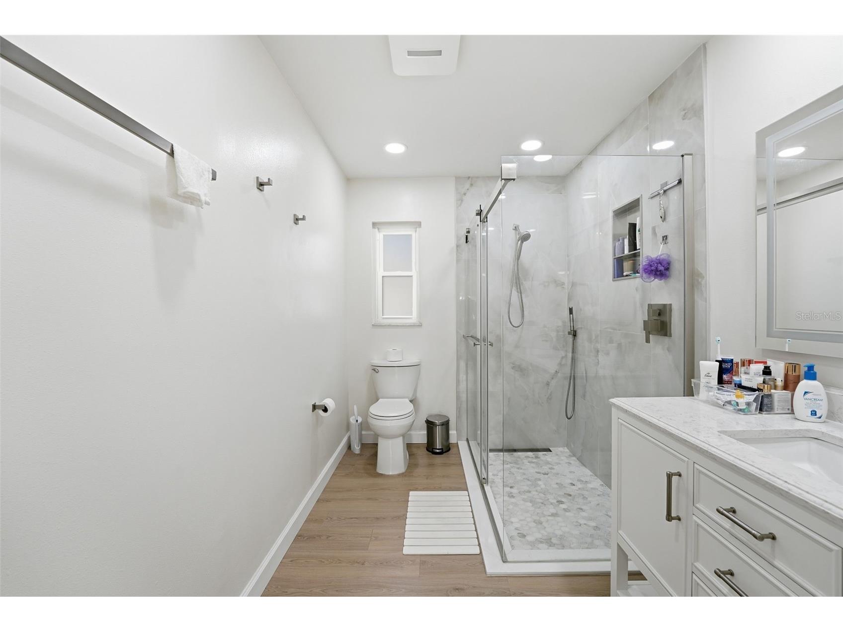 2600 Cambridge Drive Sarasota FL 34232 A4698789 image26