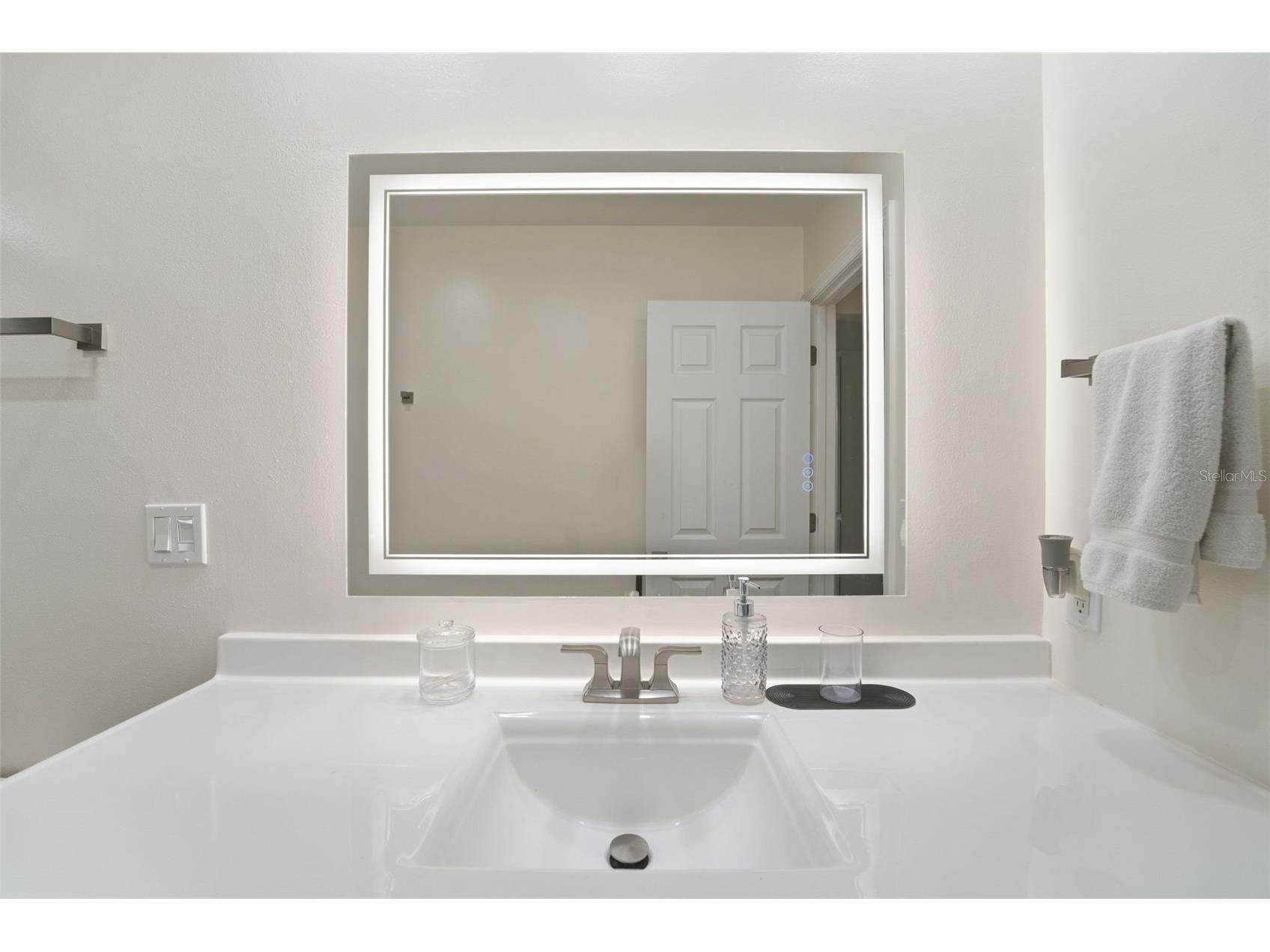2600 Cambridge Drive Sarasota FL 34232 A4698789 image35