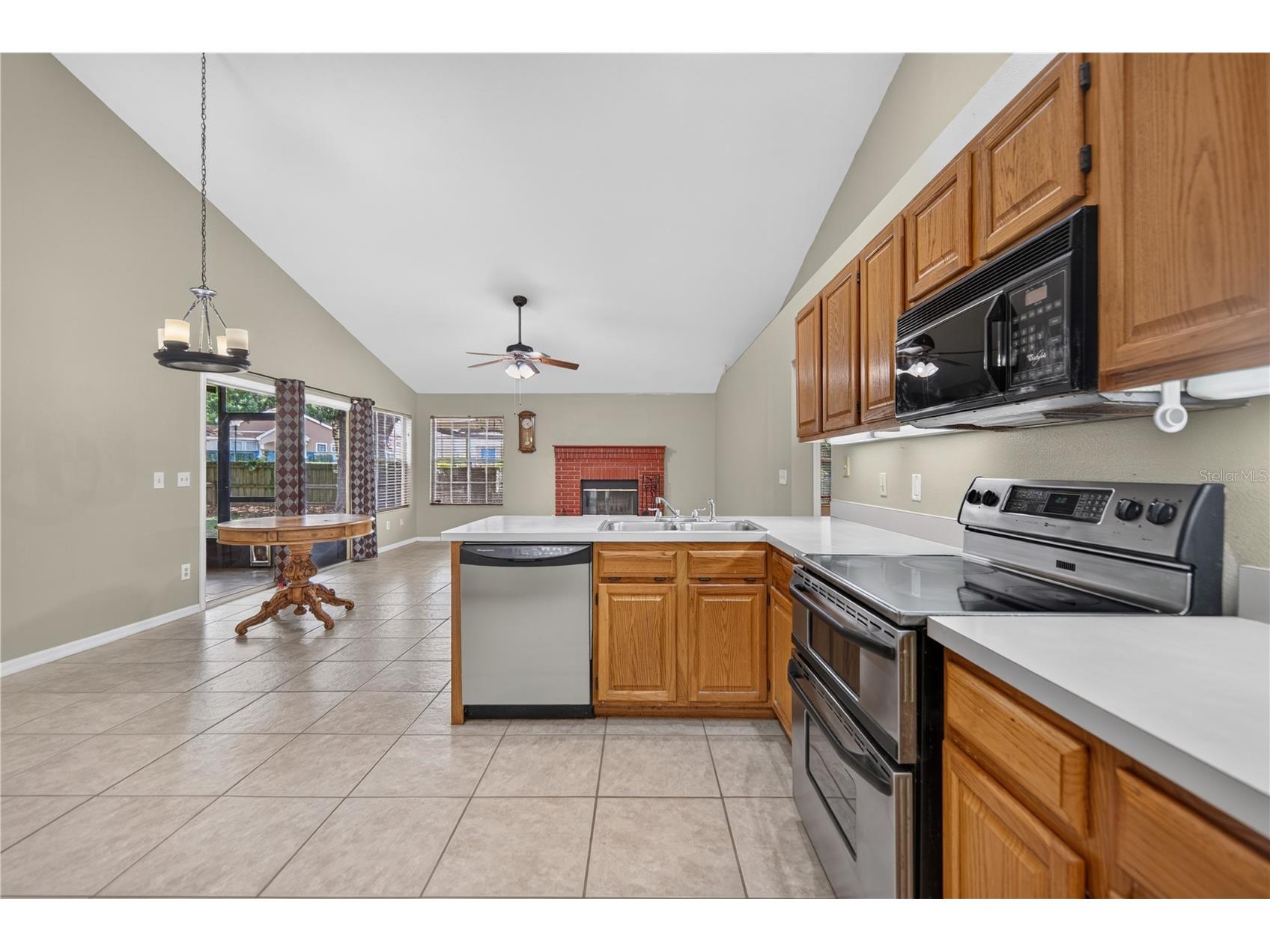 2600 Clementon Park Court Orlando FL 32835 O6417728 image17
