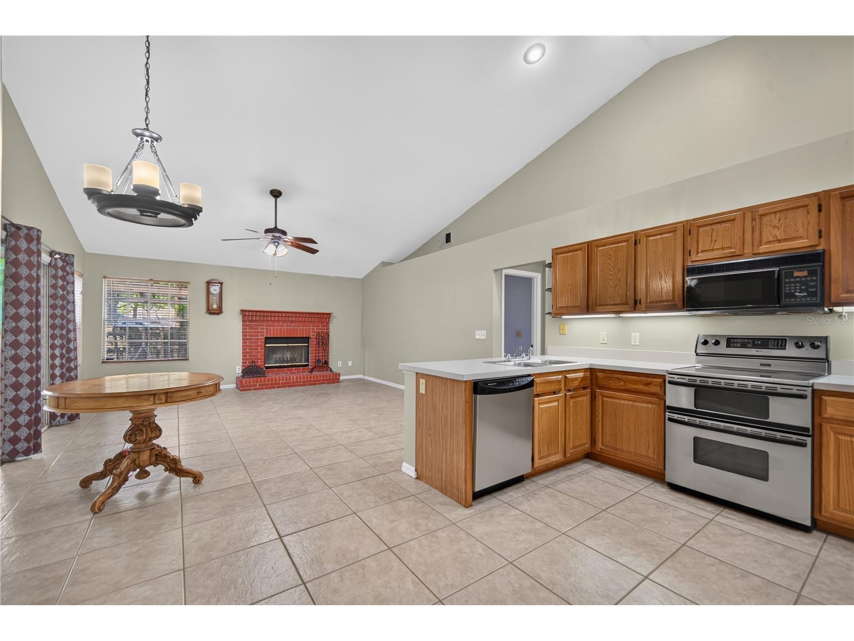 2600 Clementon Park Court Orlando FL 32835 O6417728 image18