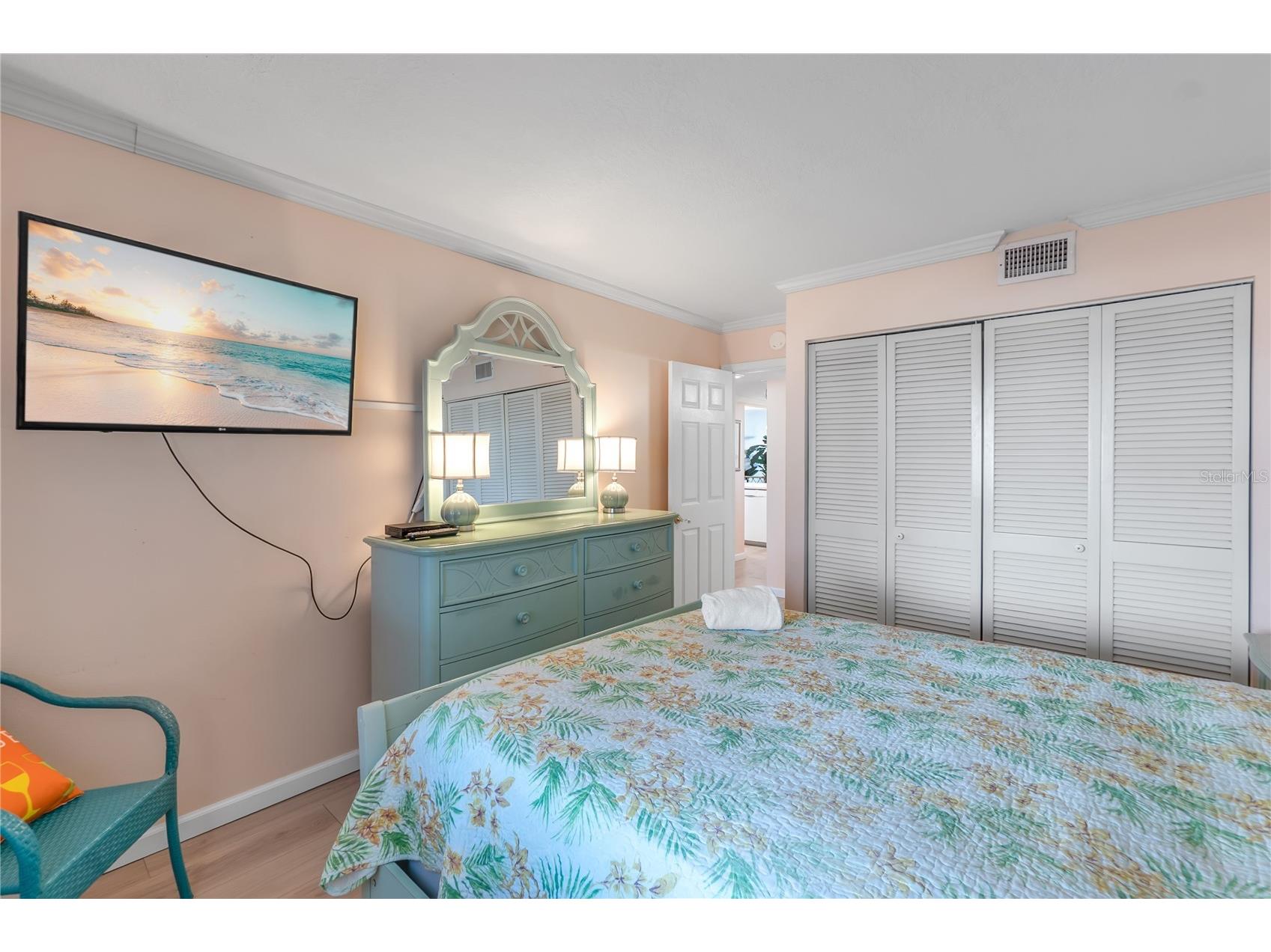 2600 Gulf Drive N #12 Bradenton Beach FL 34217 - GULF OF MEXICO A4697965 image11