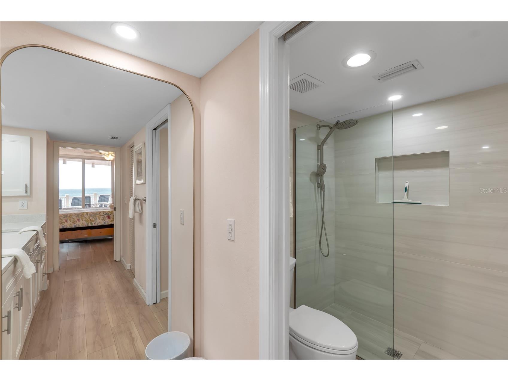 2600 Gulf Drive N #12 Bradenton Beach FL 34217 - GULF OF MEXICO A4697965 image24