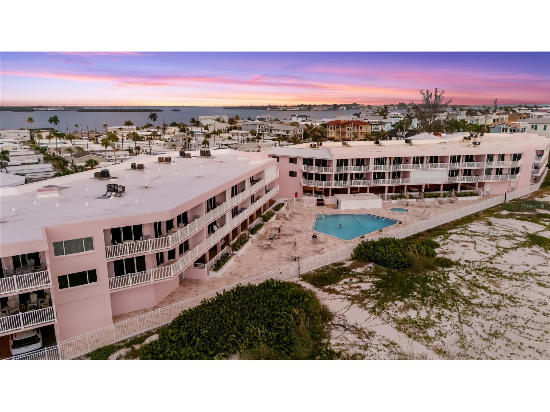 2600 Gulf Drive N #12 Bradenton Beach FL 34217 - GULF OF MEXICO A4697965 image34