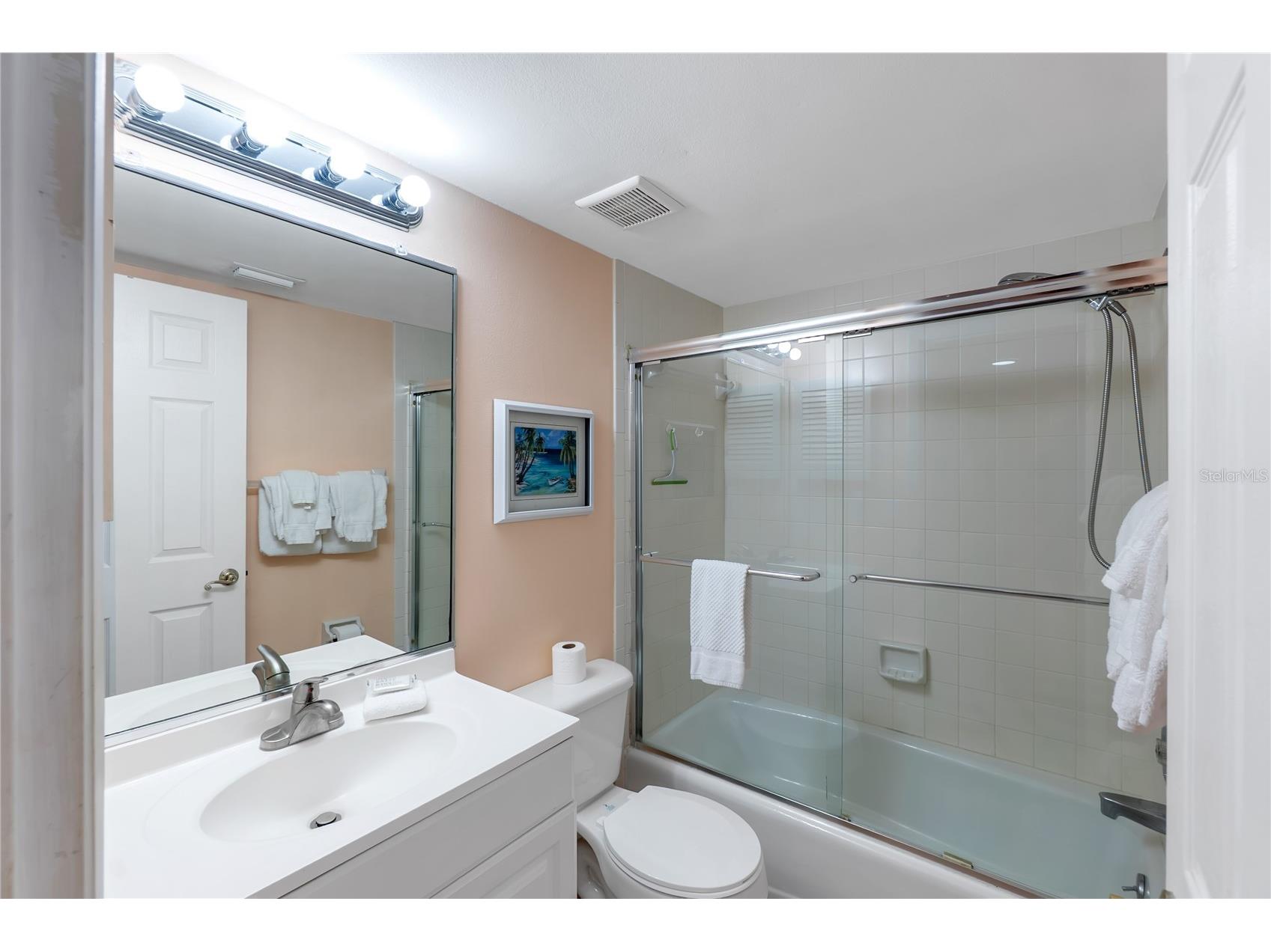 2600 Gulf Drive N #12 Bradenton Beach FL 34217 - GULF OF MEXICO A4697965 image9