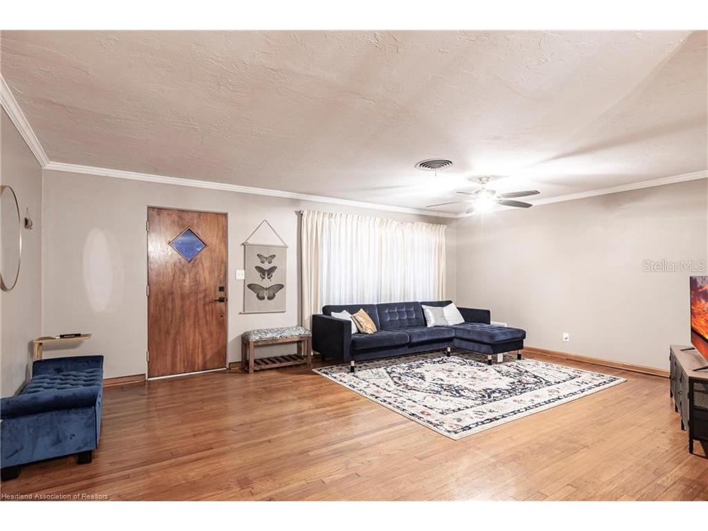 2600 Lakeview Drive Sebring FL 33870 P4935466 image4