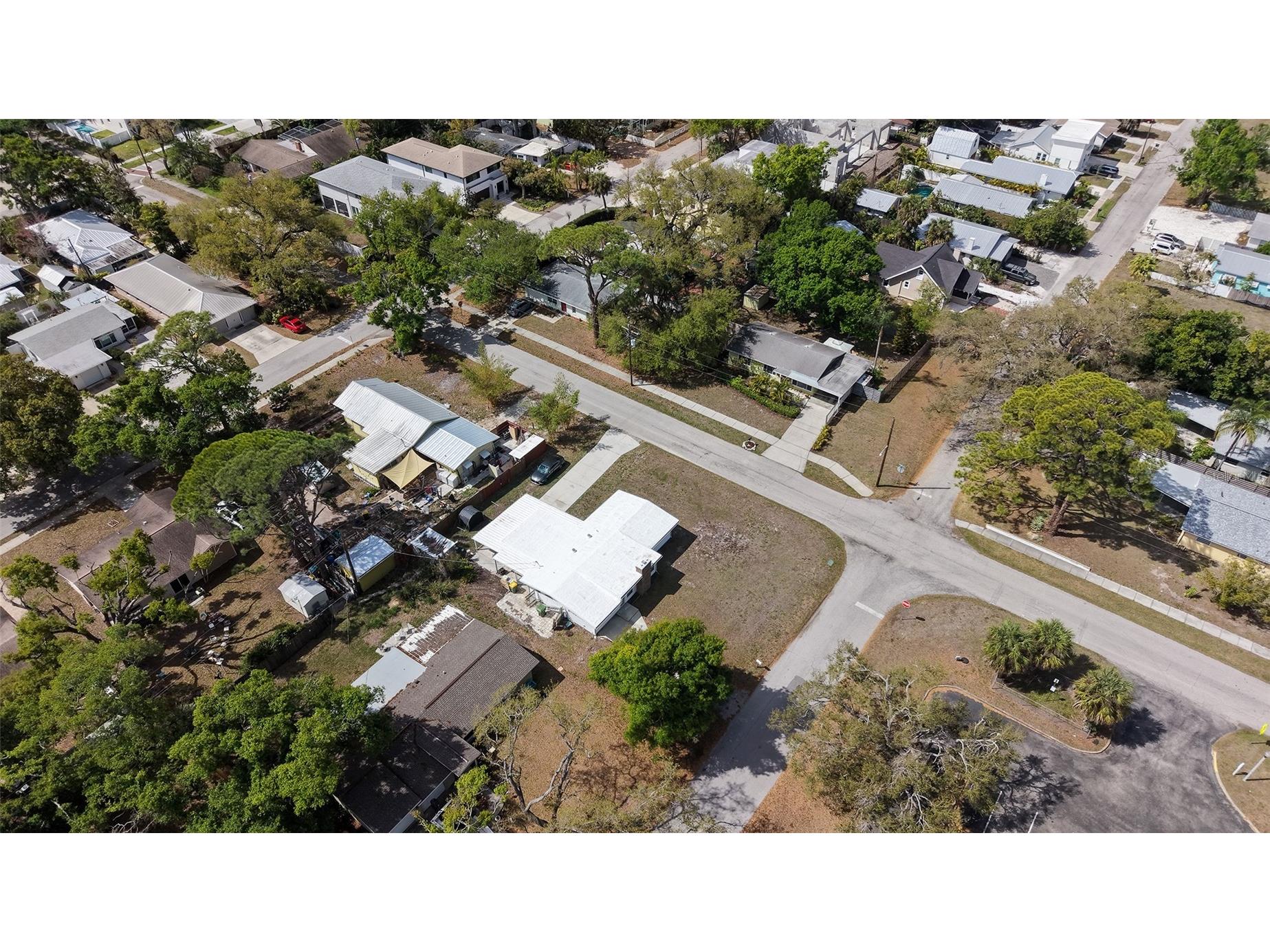 2600 Loma Linda Street Sarasota FL 34239 A4686114 image6