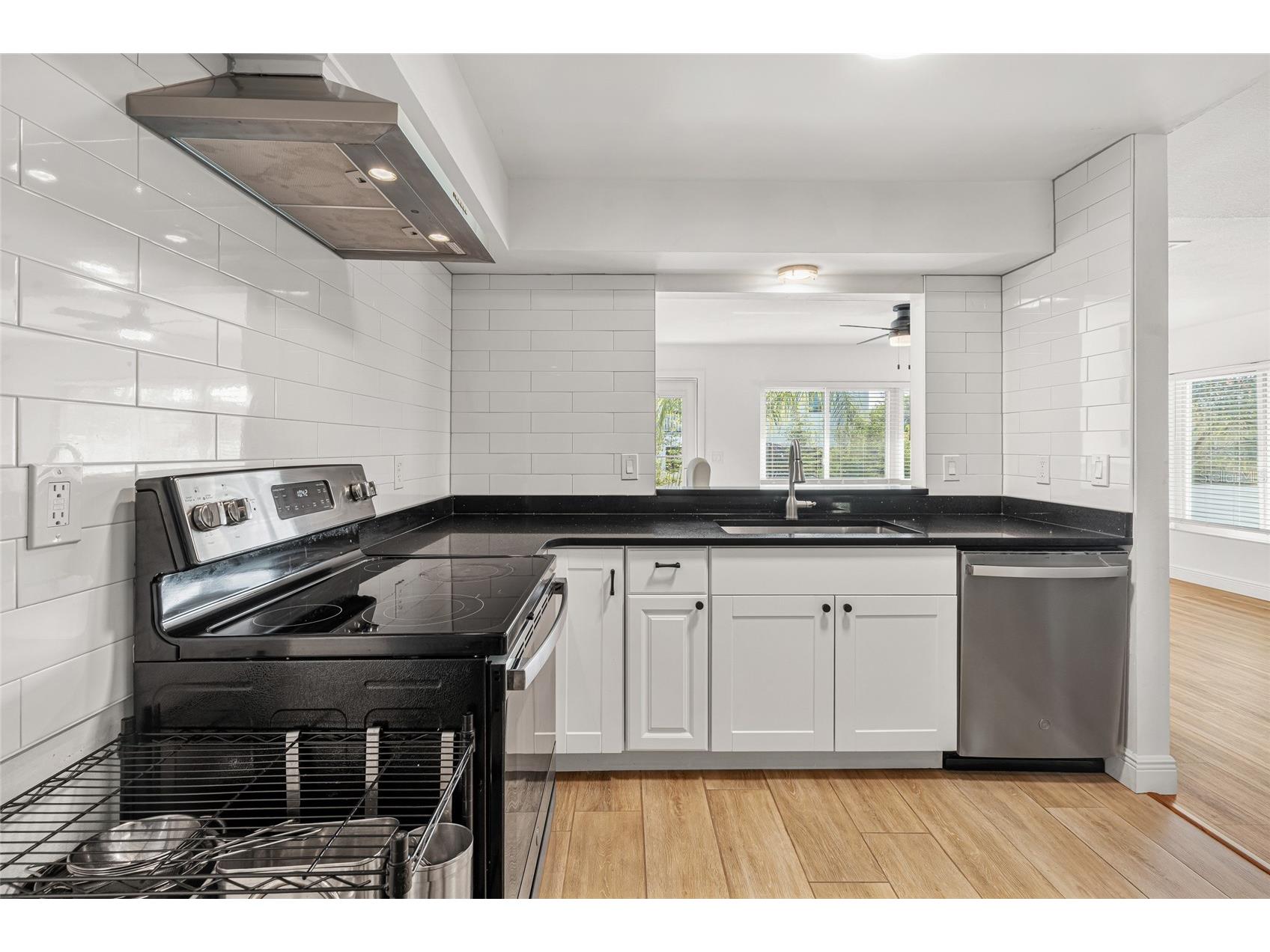 2600 Palmetto Street Nokomis FL 34275 A4687370 image10