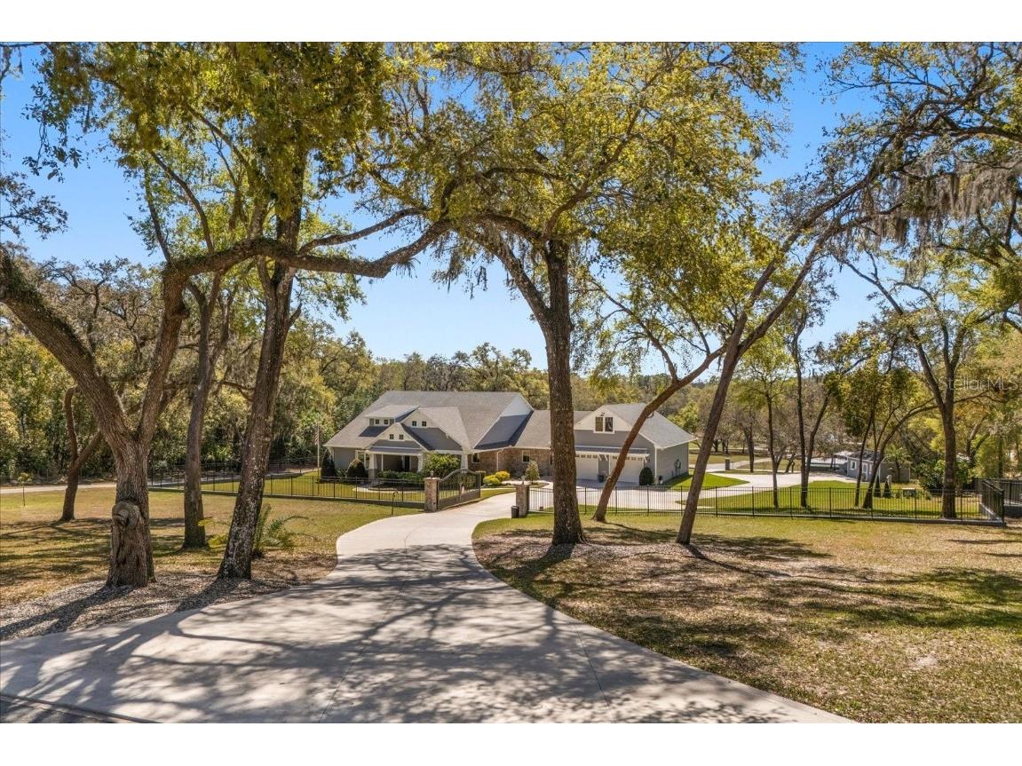 2600 Robie Ave Mount Dora FL 32757 G5093384 image1