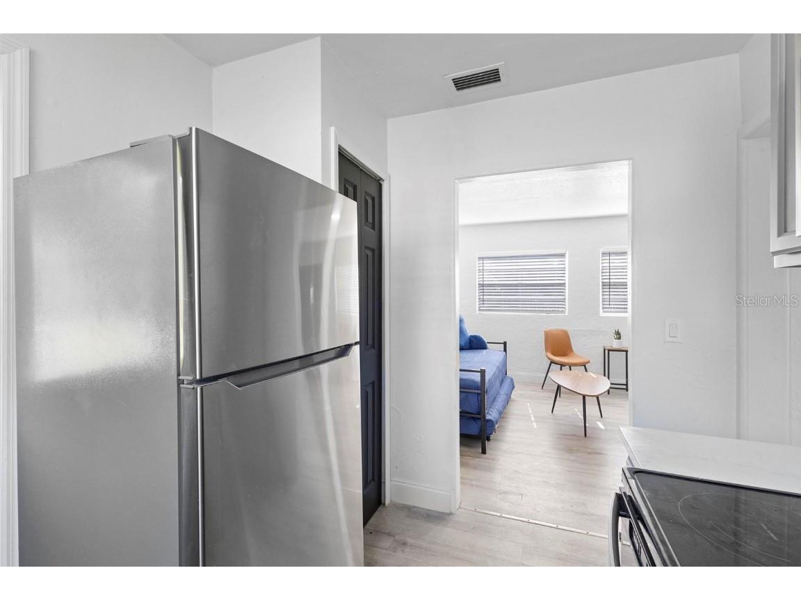 2600 S Crystal Lake Drive Orlando FL 32806 O6212911 image15