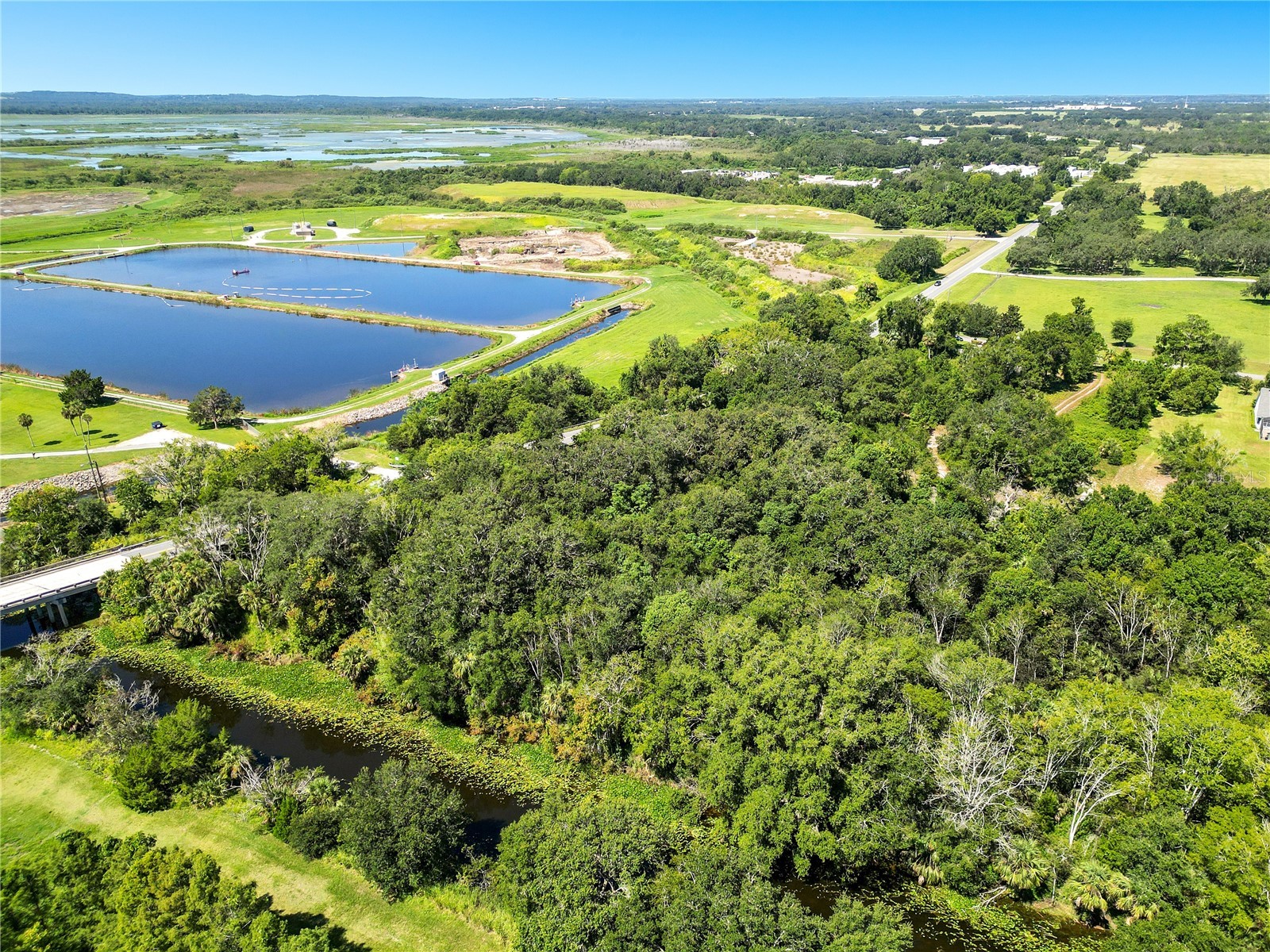 26000 Splendid Meadow Court Astatula FL 34705 - APOPKA- BEAUCLAIR CANAL O6160174 image2