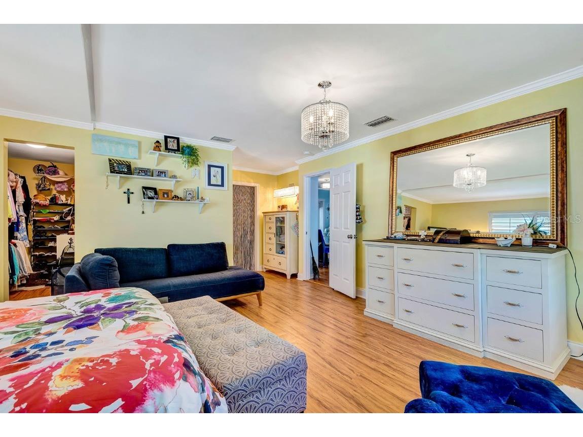 2601 39th Street W Bradenton FL 34205 A4669027 image10