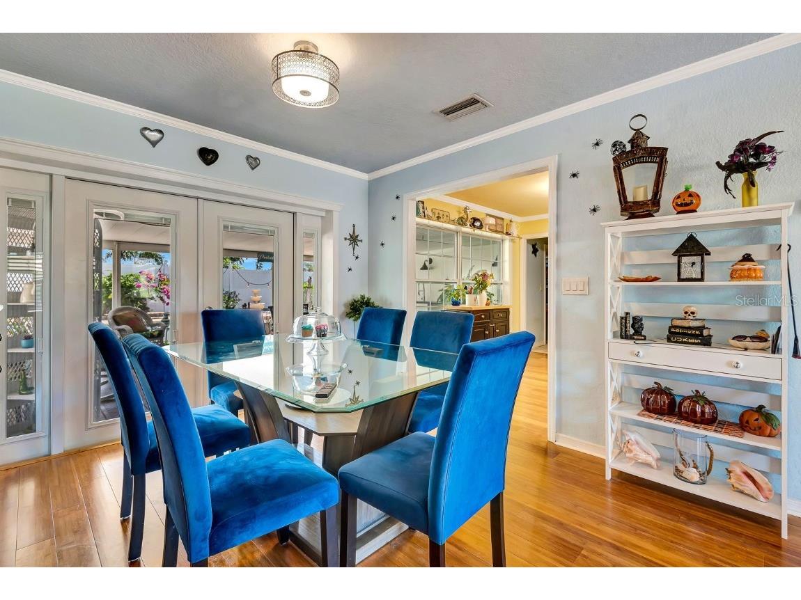 2601 39th Street W Bradenton FL 34205 A4669027 image4