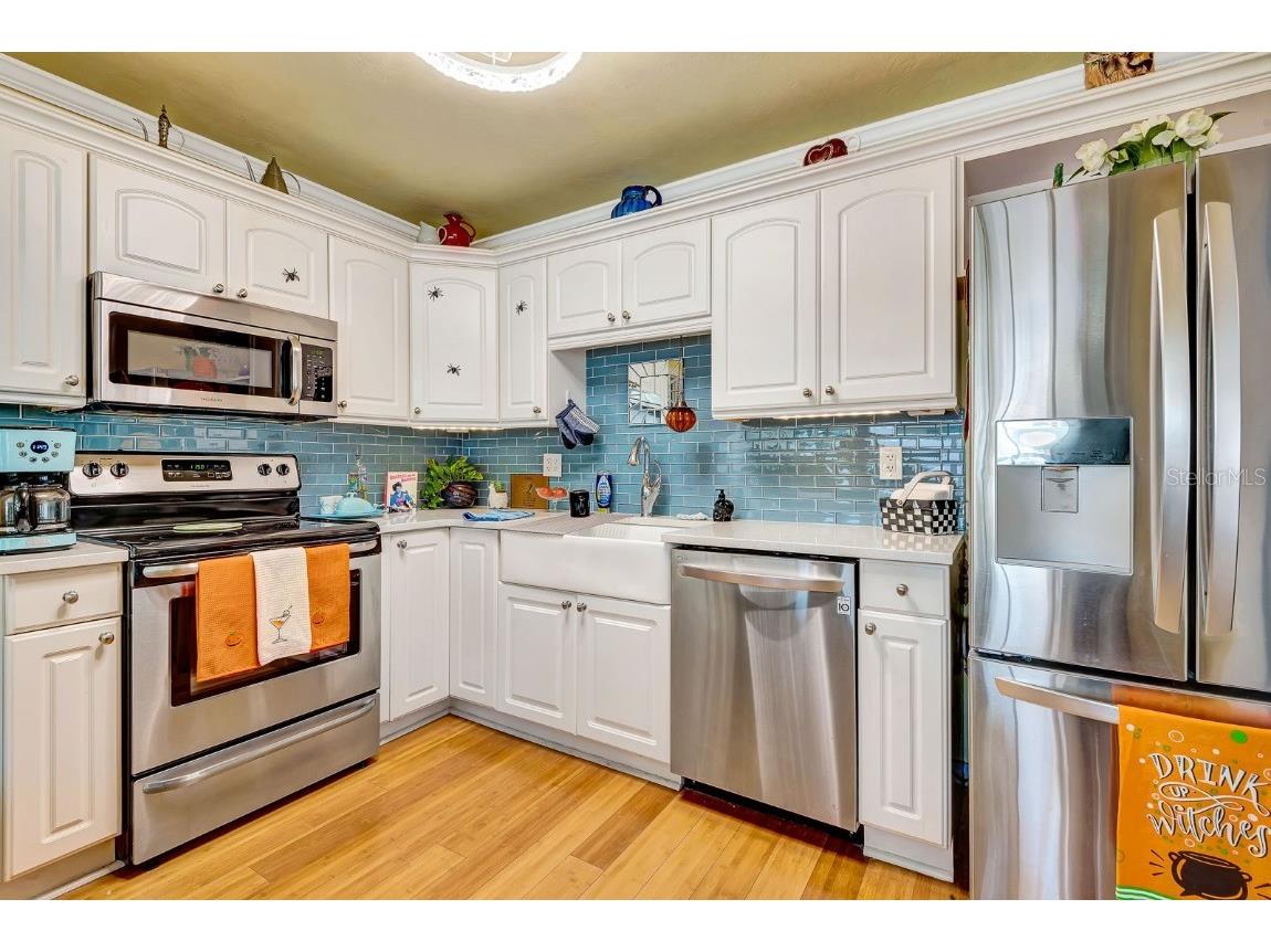 2601 39th Street W Bradenton FL 34205 A4669027 image5