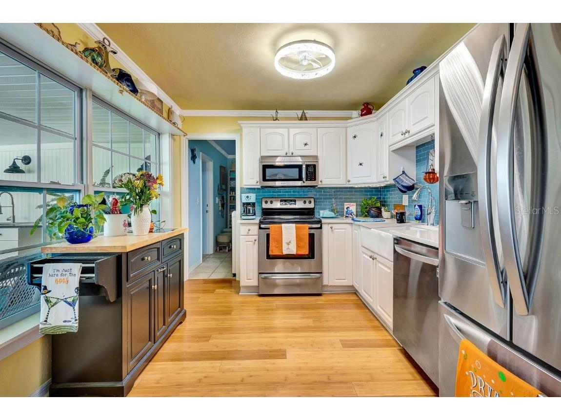 2601 39th Street W Bradenton FL 34205 A4669027 image6