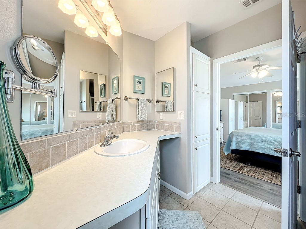 2601 Gulf Drive N #427 Bradenton Beach FL 34217 A4638944 image17