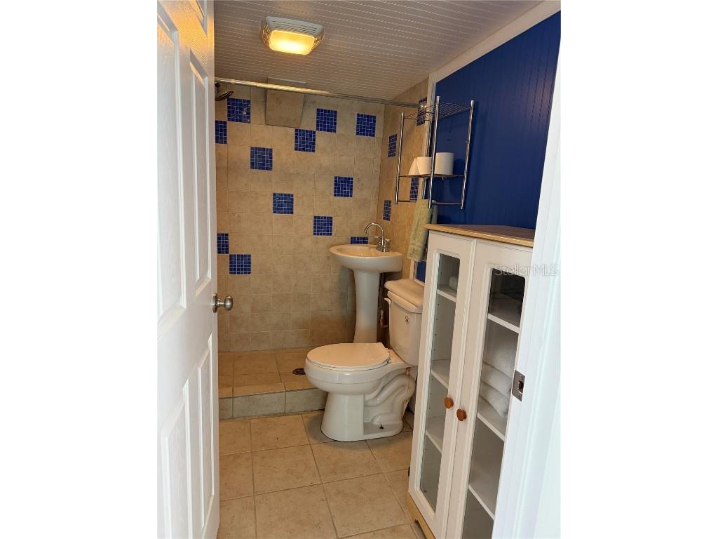 2601 Gulf Drive N #B16 Bradenton Beach FL 34217 A4634780 image5