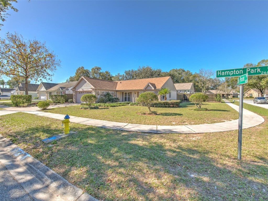 2601 Hampton Park Place Seffner FL 33584 T3492410 image1