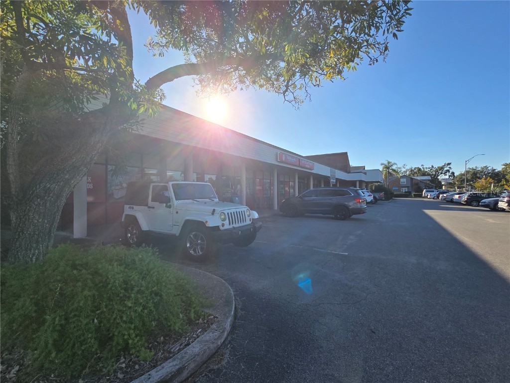 2601 Manatee Avenue W Bradenton FL 34205 TB8456833 image2