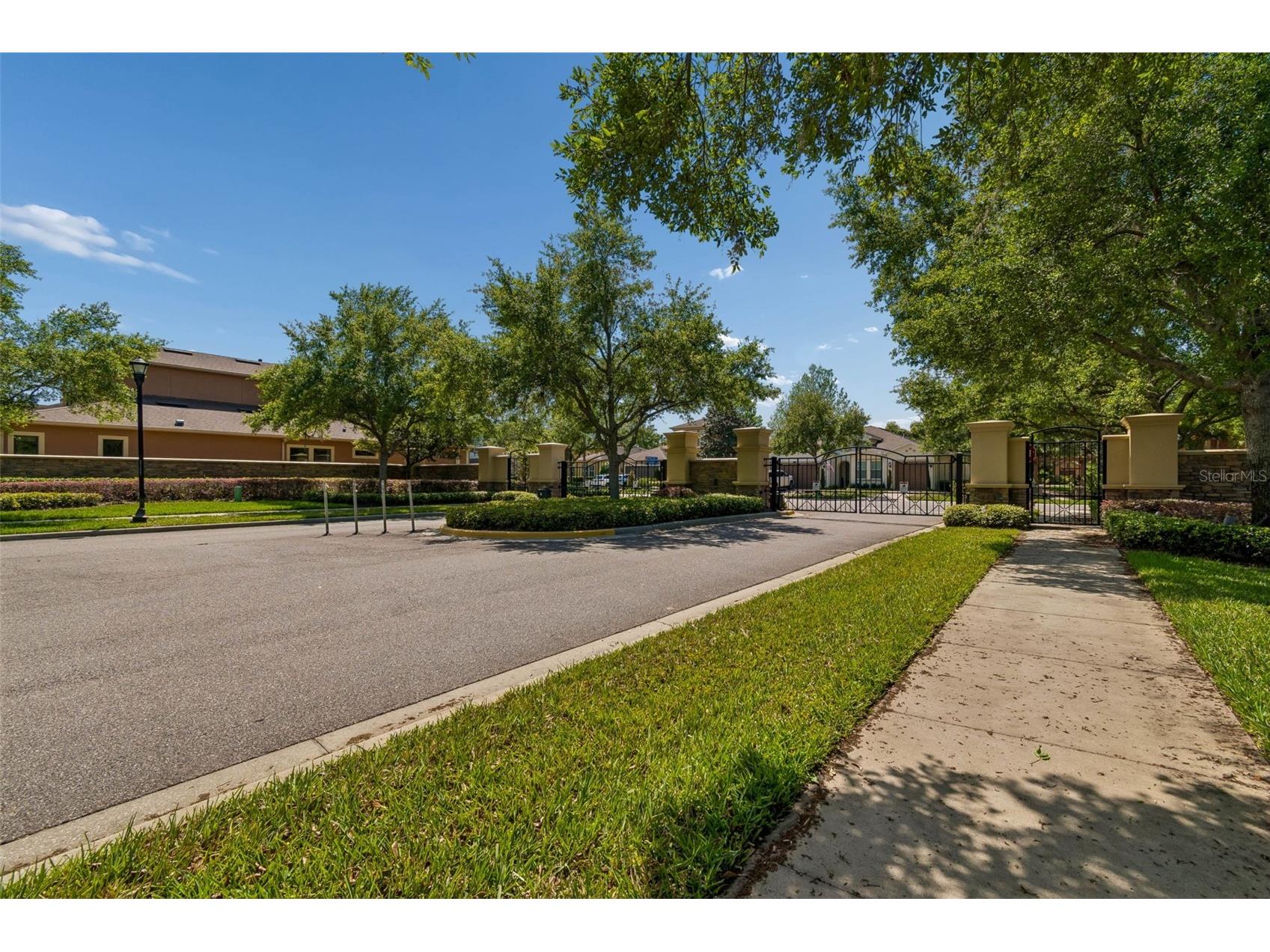 2601 Milford Berry Lane Tampa FL 33618 TB8485172 image52