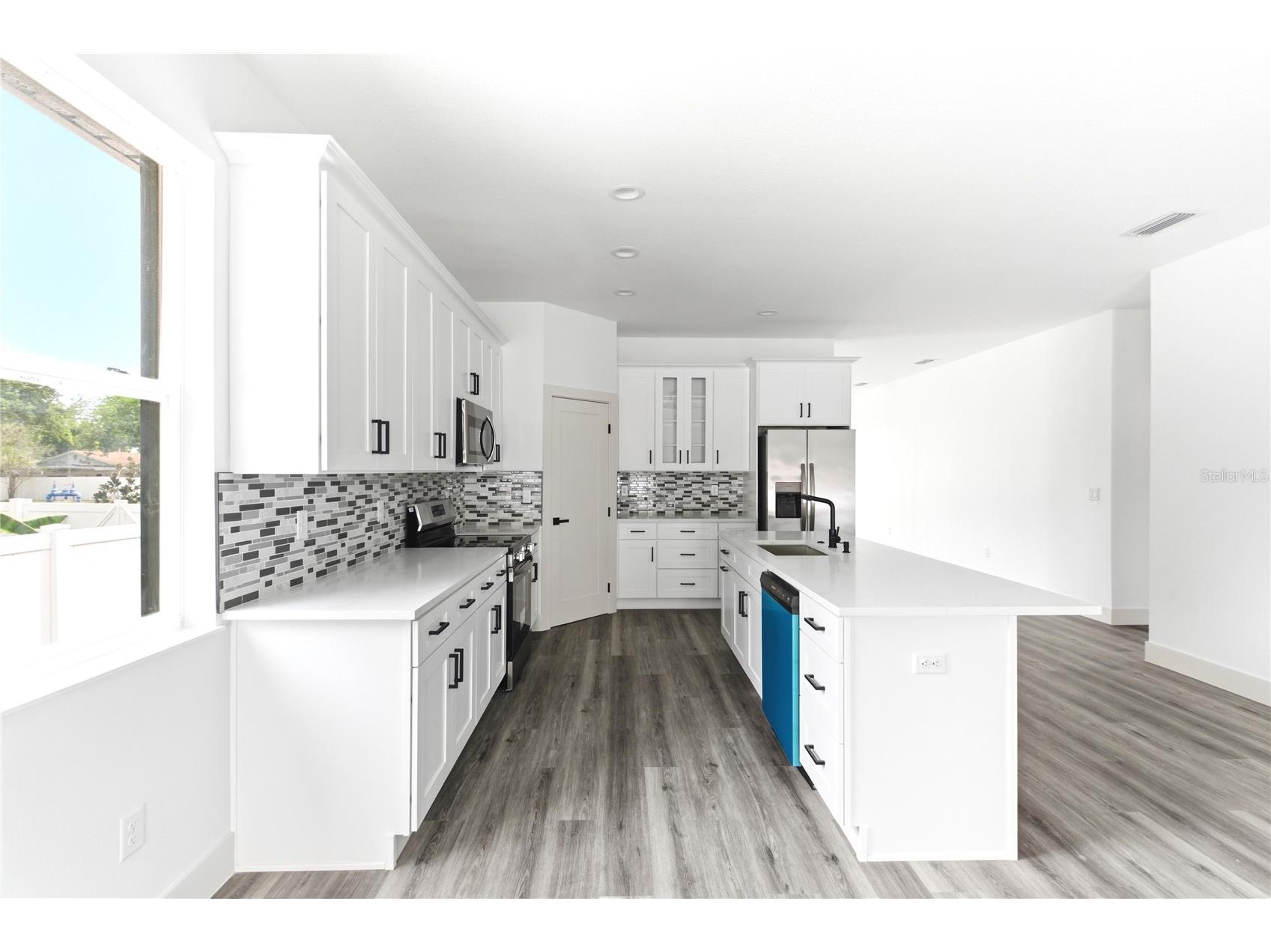 2605 S 70th Street Tampa FL 33619 TB8496940 image14