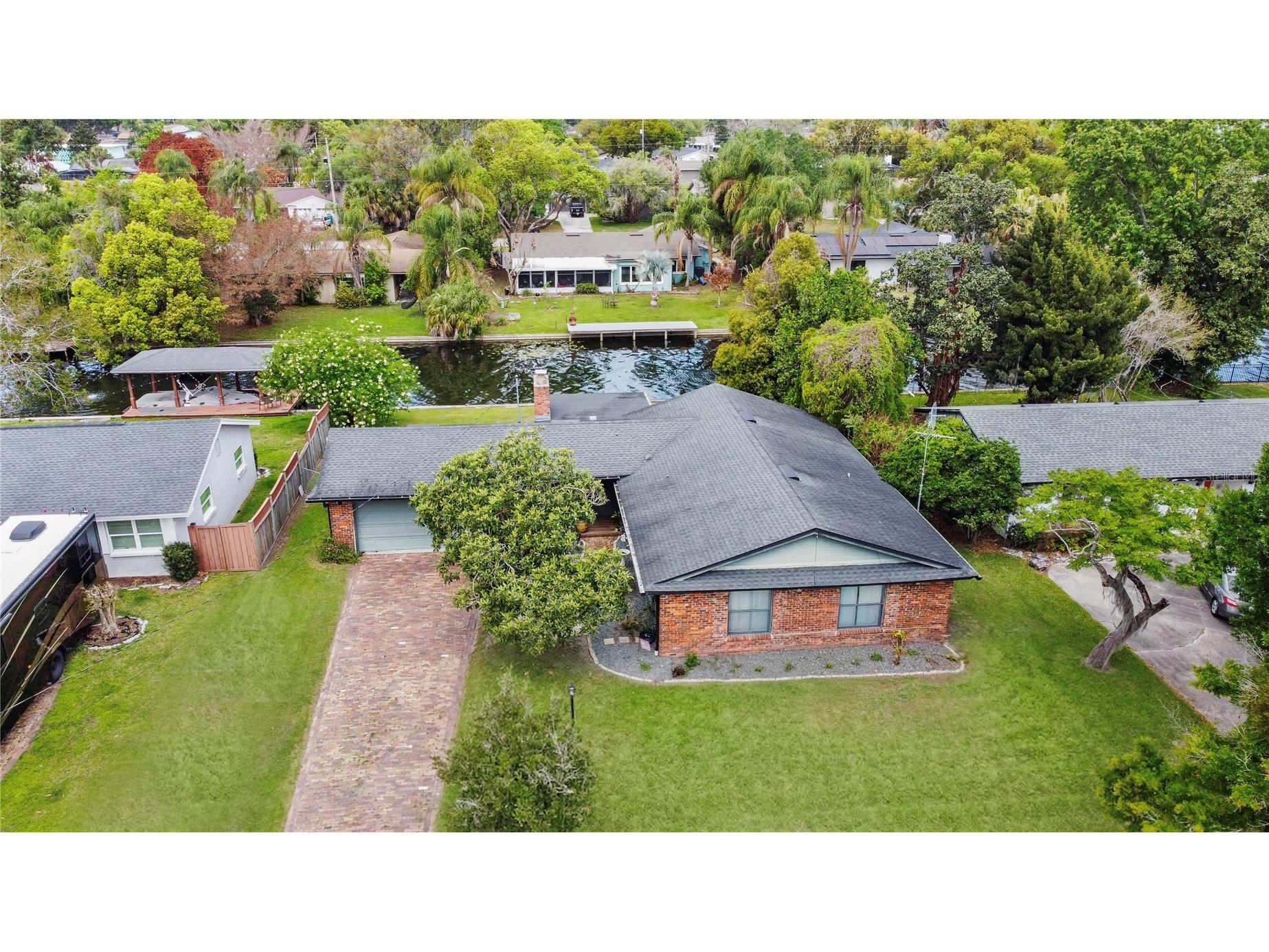2601 Windward Court Orlando FL 32805 - CANAL TO CLEAR LAKE O6398195 image1